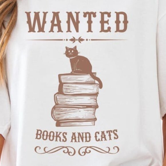 Wanted Books and Cats Unisex Oversized T Shirt - Picture 2 of 4